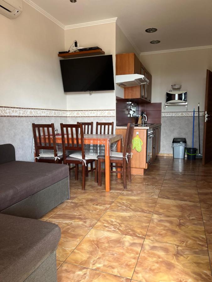 Villa Gracia Патинце Екстериор снимка