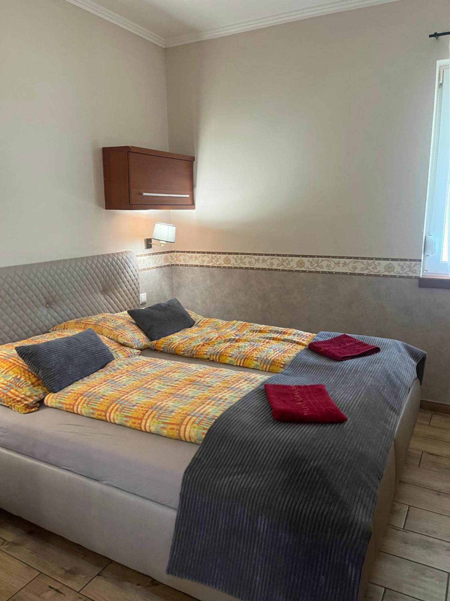 Villa Gracia Патинце Екстериор снимка