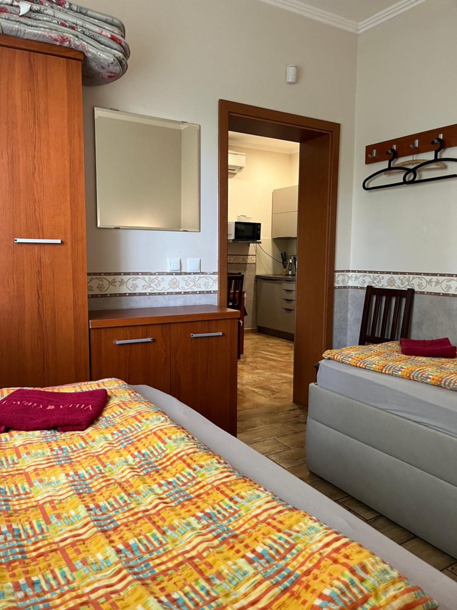 Villa Gracia Патинце Екстериор снимка