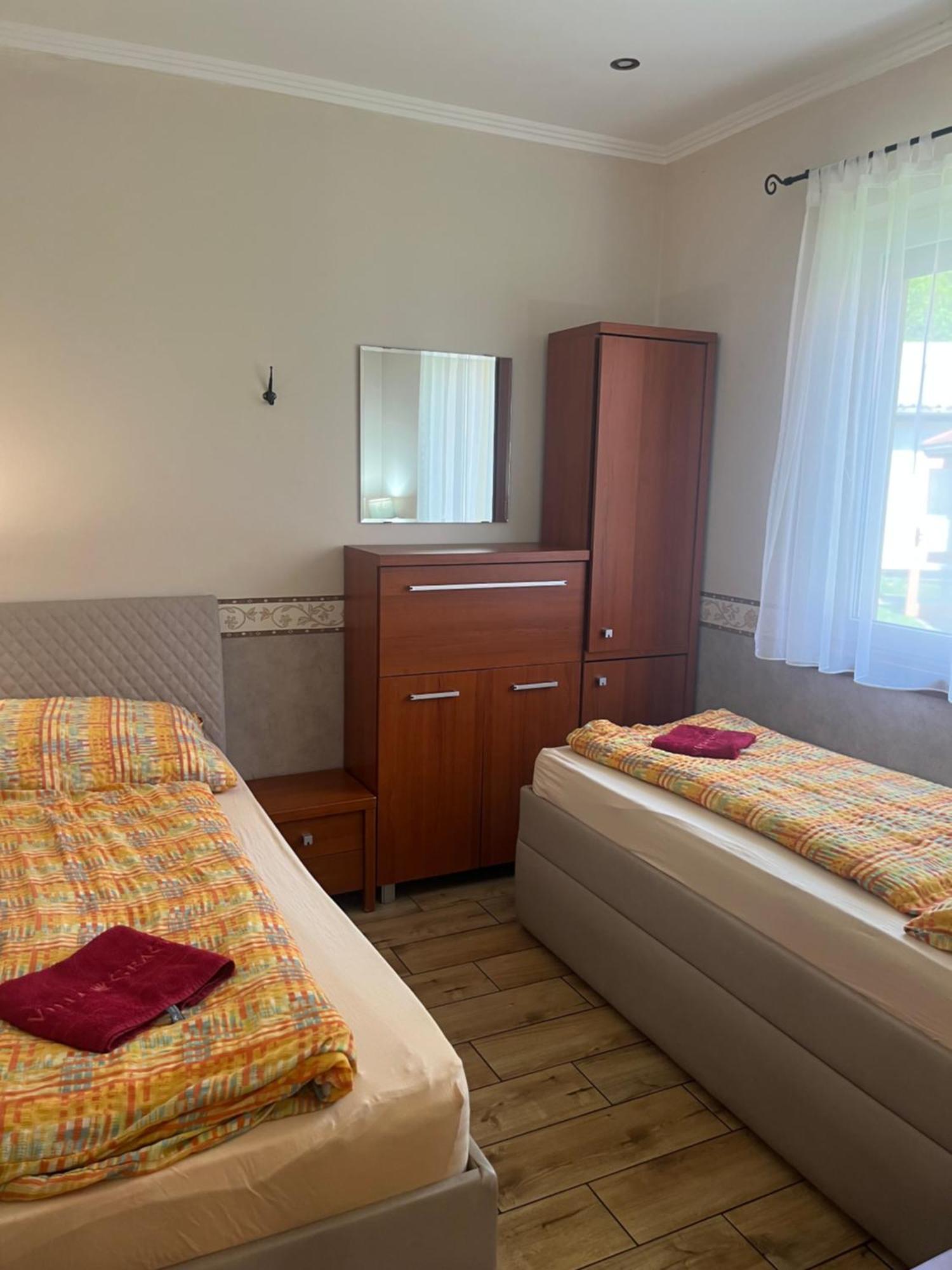 Villa Gracia Патинце Екстериор снимка