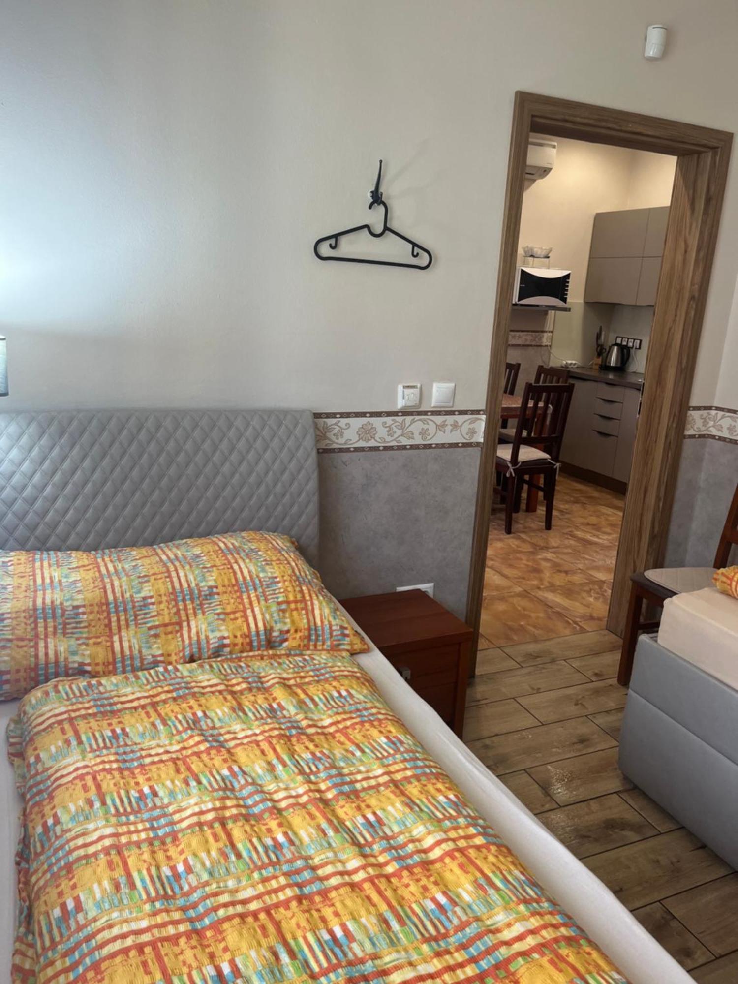 Villa Gracia Патинце Екстериор снимка