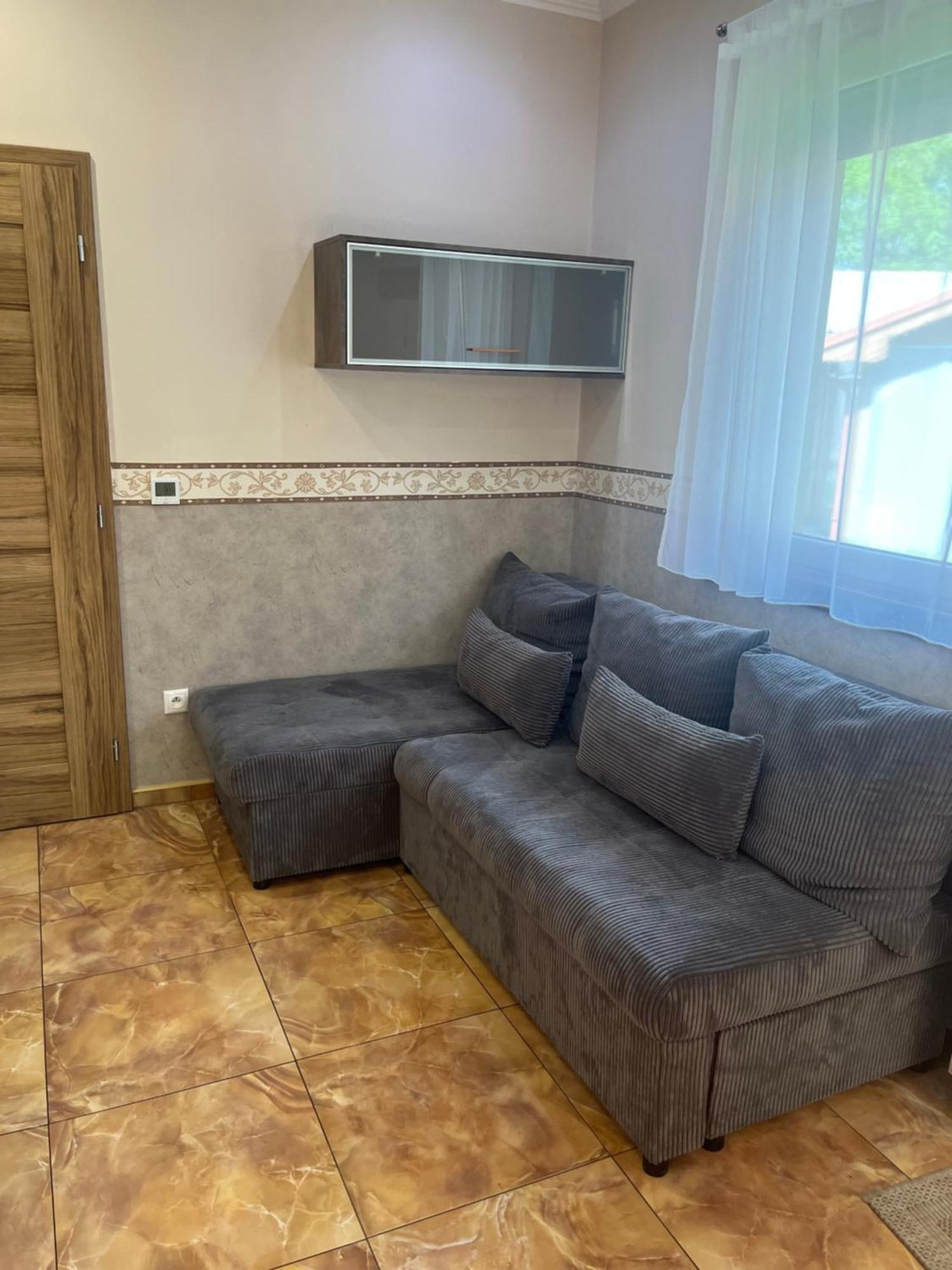 Villa Gracia Патинце Екстериор снимка